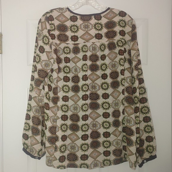 Daniel Rainn Long Sleeve Blouse SZ Medium Light-Weight Medallion Relaxed Boho - Picture 2 of 10